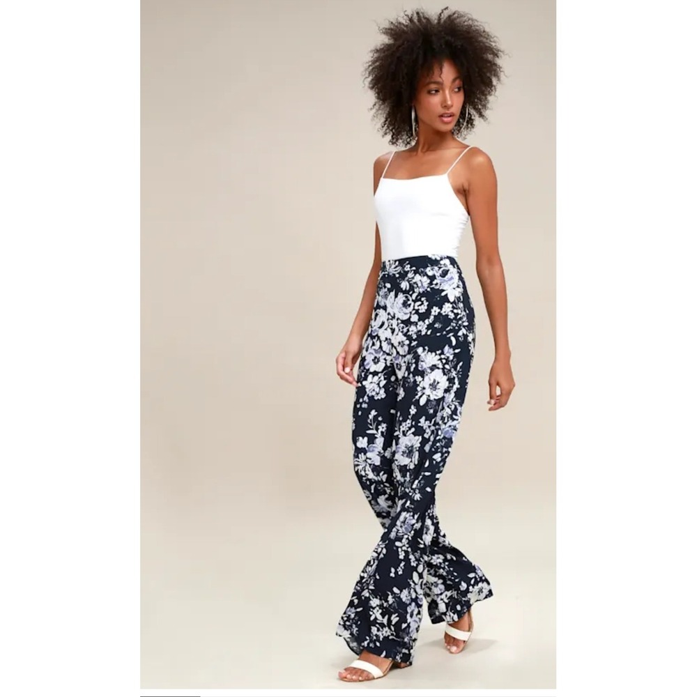 Lulus Capsule Hamptons Floral Wide Leg Pants Indie Vacation Resort Navy Size L